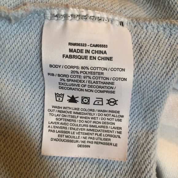 Nike burgundy/light blue/white cropped sweater size small, frayed bottom - Picture 7 of 7